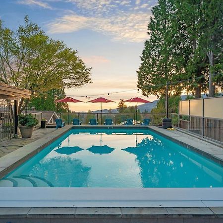 Seymour Private Bedroom, Ensuite Bathroom With Shared Pool, Hot Tub With Views شمال فانكوفر المظهر الخارجي الصورة