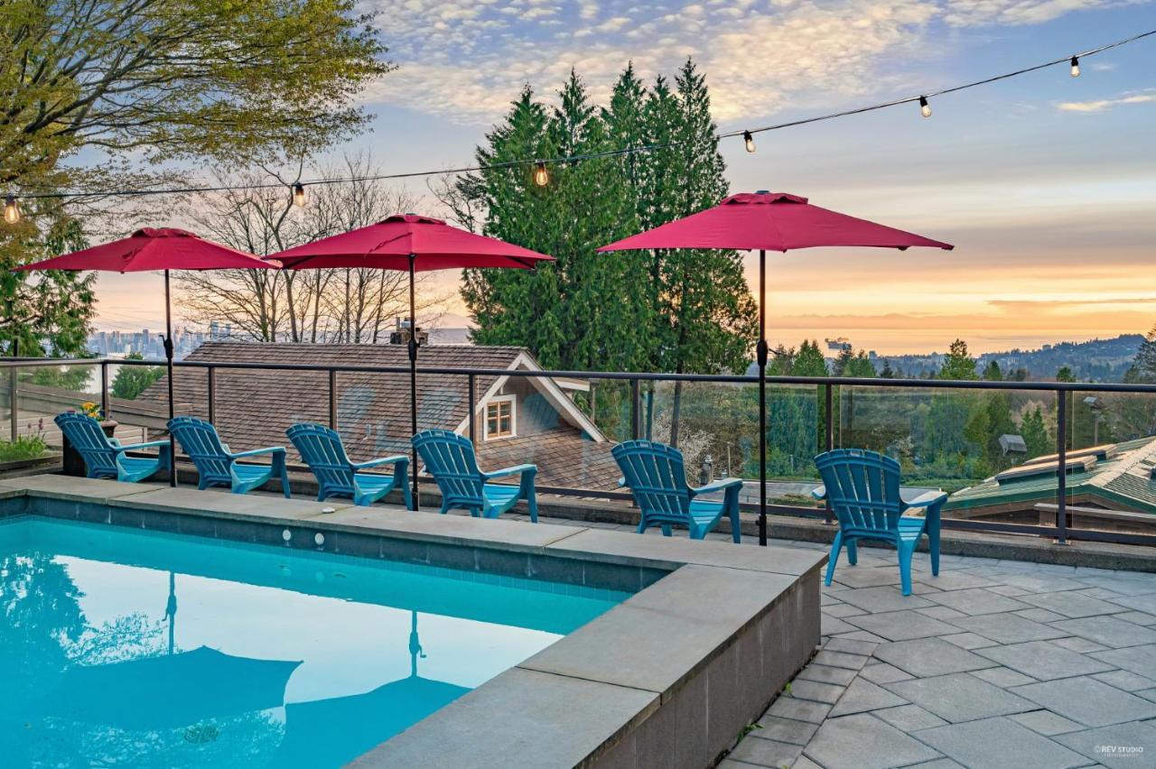 Seymour Private Bedroom, Ensuite Bathroom With Shared Pool, Hot Tub With Views شمال فانكوفر المظهر الخارجي الصورة