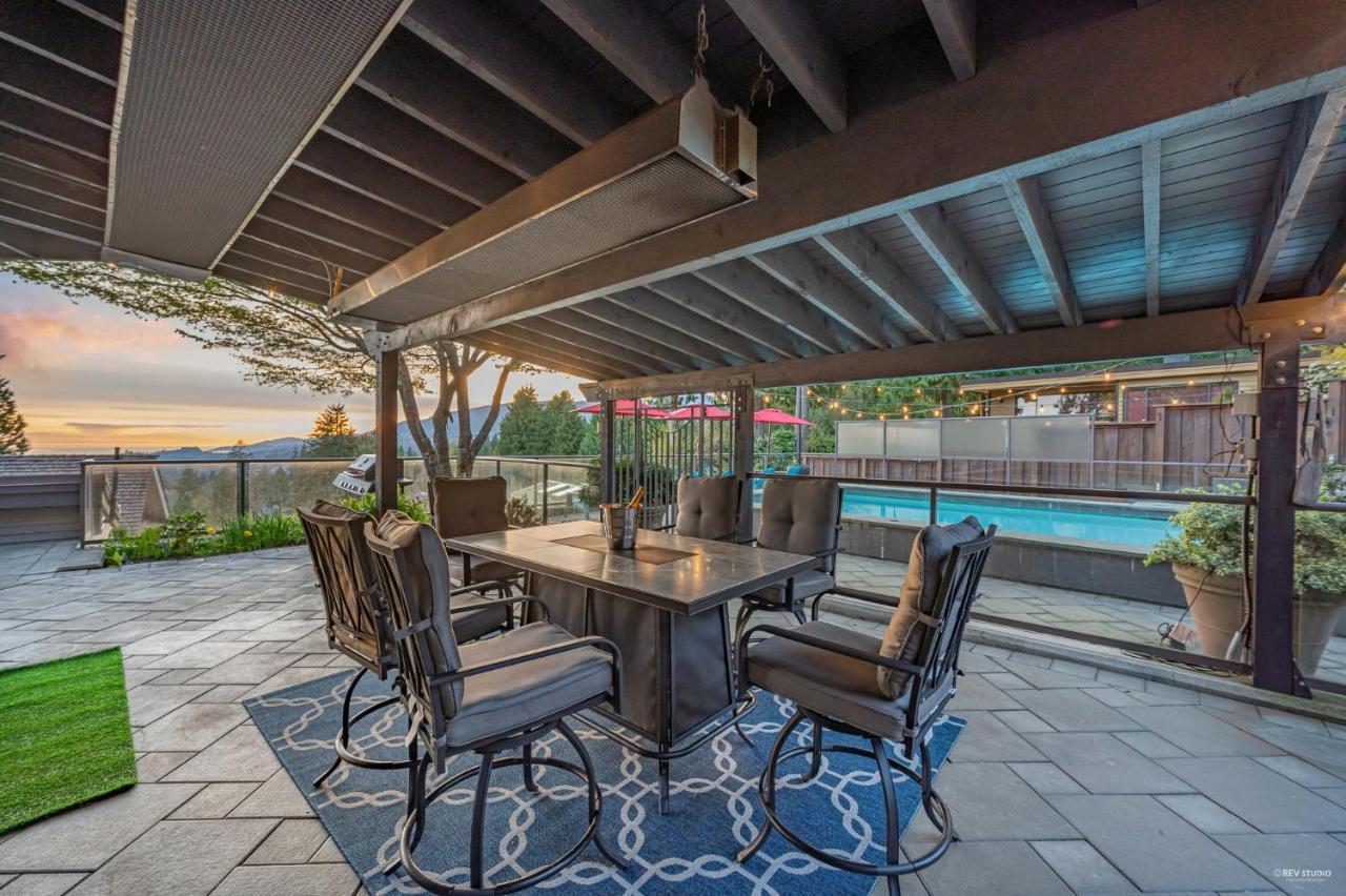 Seymour Private Bedroom, Ensuite Bathroom With Shared Pool, Hot Tub With Views شمال فانكوفر المظهر الخارجي الصورة