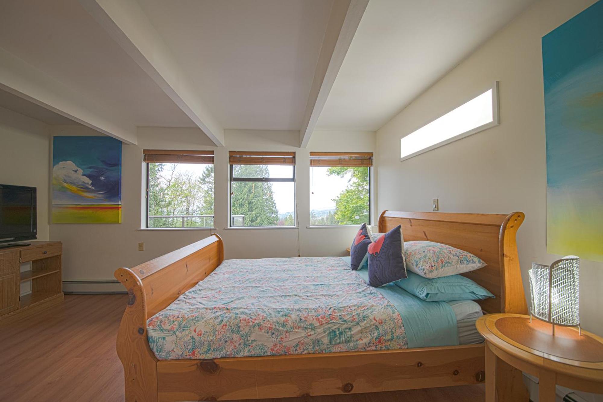 Seymour Private Bedroom, Ensuite Bathroom With Shared Pool, Hot Tub With Views شمال فانكوفر المظهر الخارجي الصورة
